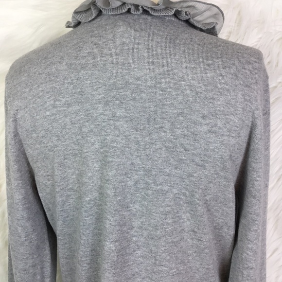 Chaps Classic V-neck Top Long sleeve classic Top Ruffled collar large - Picture 4 of 7